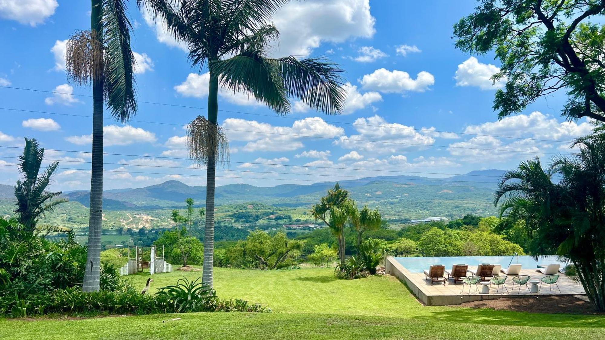 Loerieroep Estate - Mountainview Selfcatering Accommodation Nelspruit Mbombela Zewnętrze zdjęcie